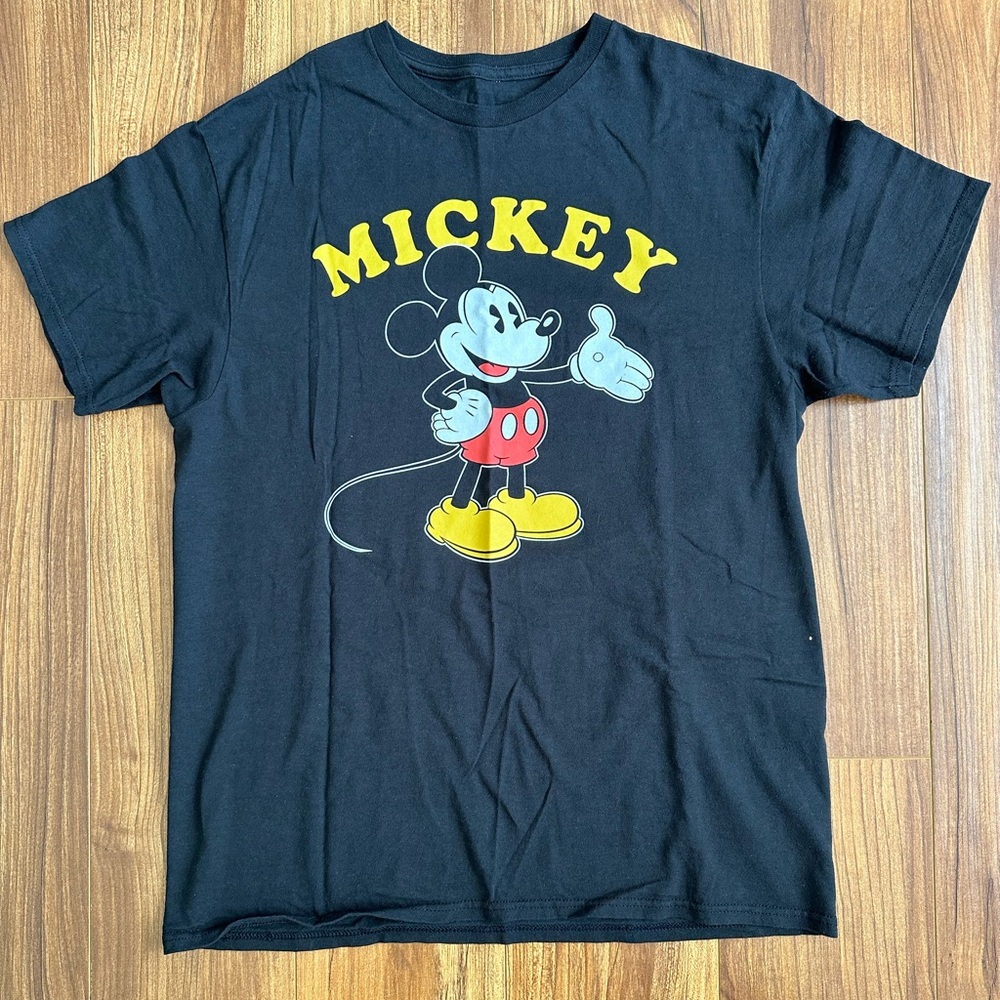 Mickey Mouse Men’s Large T Shirt